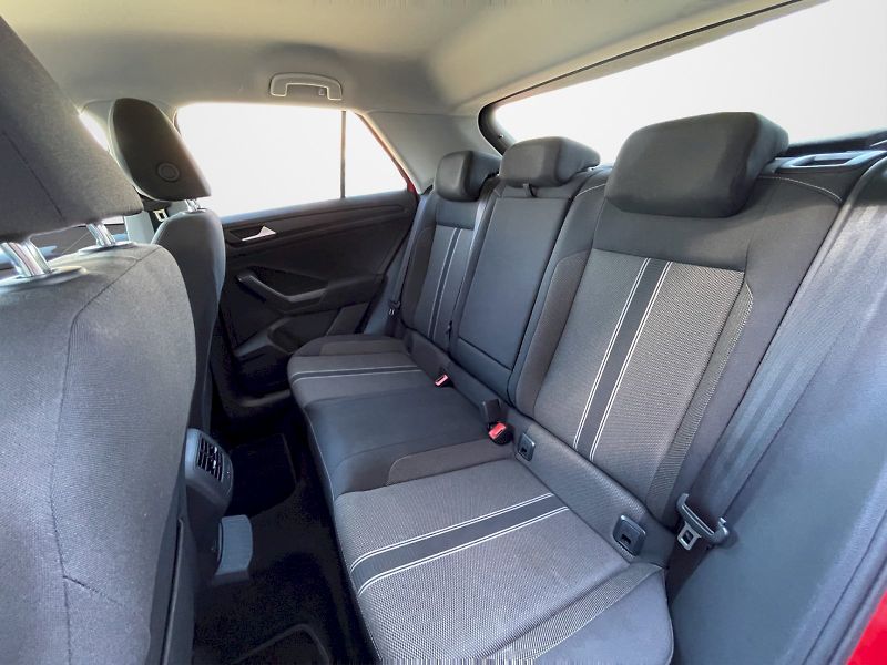 Volkswagen T-Roc (2019) 1.0 TSI 85 kW Comfortline - fotka 25 z 33