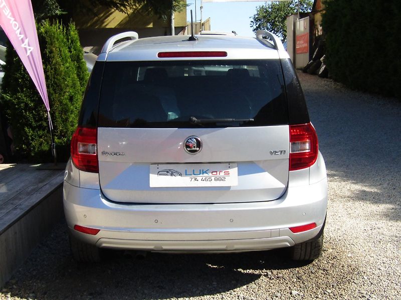 Škoda Yeti (2014) 1.6 TDI 77kW DSG - fotka 12 z 38