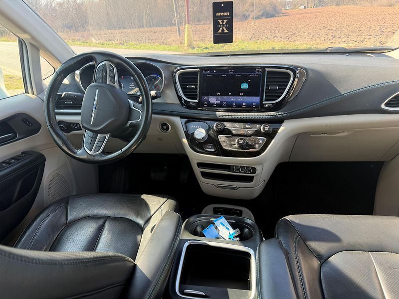 Chrysler Pacifica (2021) 3,6 RU Radar NEW DVD 2021 - fotka 11 z 20