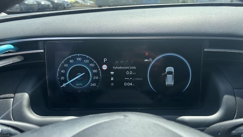 Hyundai Tucson (2022) 1,6 TGDI 2WD DCT STYLE - fotka 10 z 10
