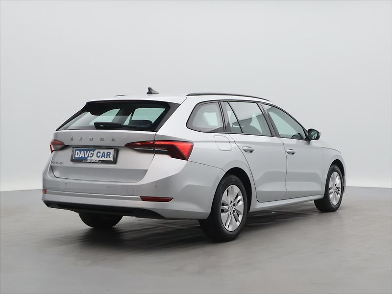 Škoda Octavia 2,0 TDI 85kW Ambition CZ DPH - fotka 7 z 36