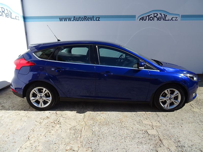 Ford Focus (2015) 1.0i,92kW,71tkm,klima,ALU - fotka 5 z 22