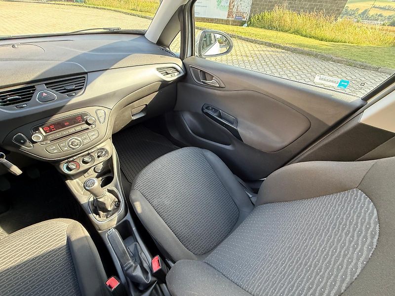Opel Corsa 1,2 DRIVE - fotka 8 z 16