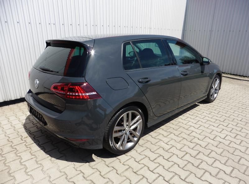 Volkswagen Golf 1,4 TSi Lounge, Vyhř. sed, Xen - fotka 6 z 14
