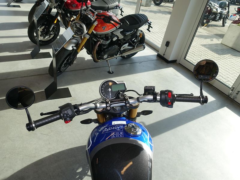 Triumph Speed 400 (2026) - fotka 7 z 7