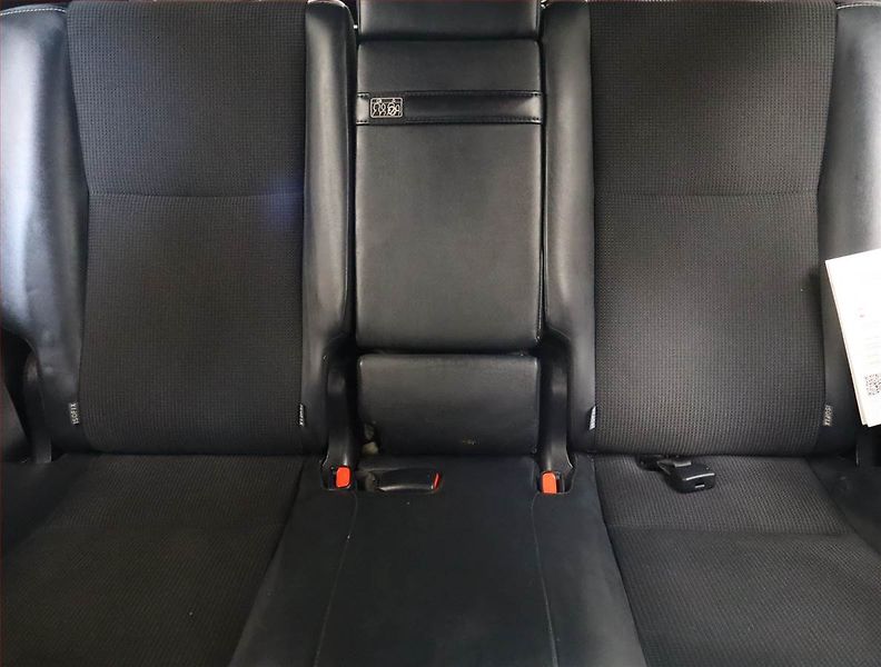 Toyota RAV4 (2018) Executive 2.5 Hybrid - fotka 10 z 24