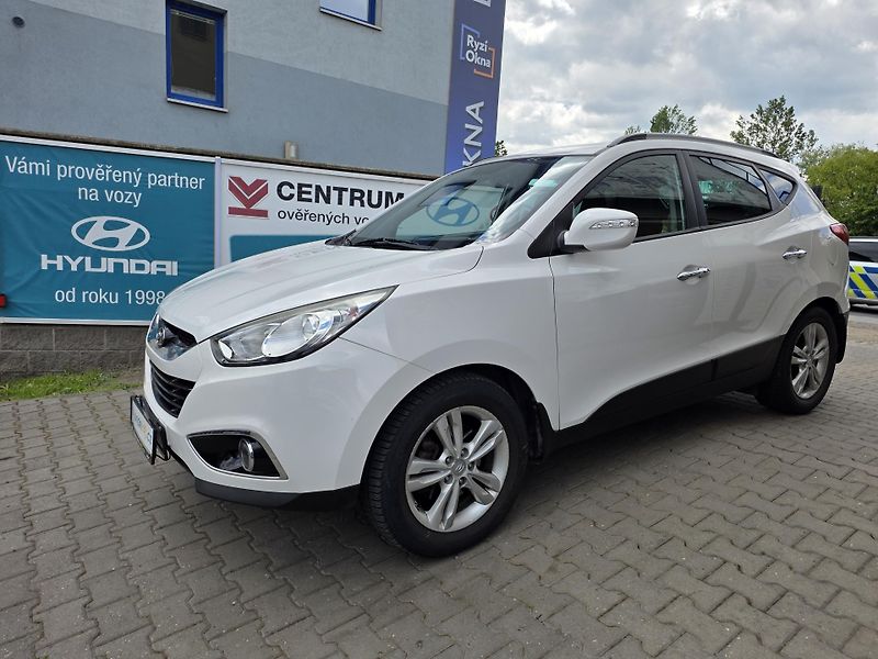 Hyundai ix35 (2012) 2.0-4x4-AUTOMAT-TEMPOMAT - fotografie inzerátu