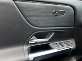 Mercedes-Benz GLB 200 d 4MATIC Night Taž.zařízen - náhled 13