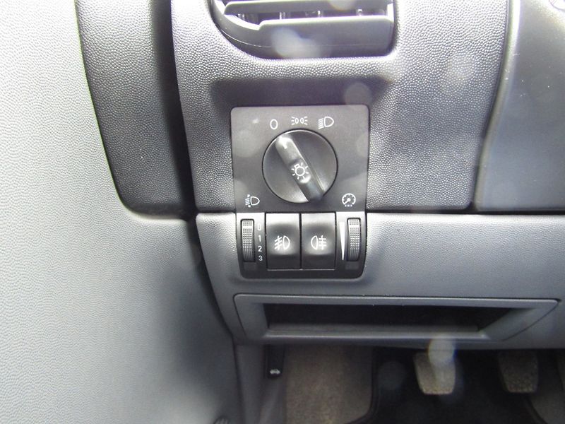Opel Corsa (2002) GSi 1.8 16VC 92kW - fotka 30 z 38