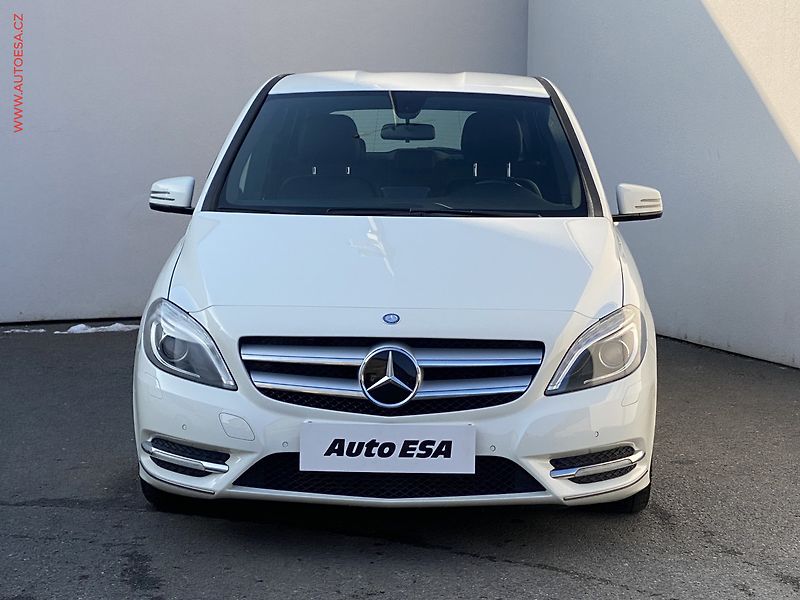 Mercedes-Benz Třídy B (2012) 1.8CDi, ČR, servis.kniha - fotka 2 z 17