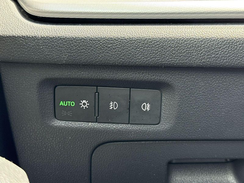 Škoda Octavia (2022) Combi 2.0 TDI DSG Style+ - fotka 15 z 31