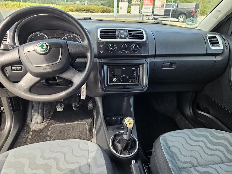 Škoda Fabia (2010) 1.4tdi NOVÁ STK  - fotka 13 z 24