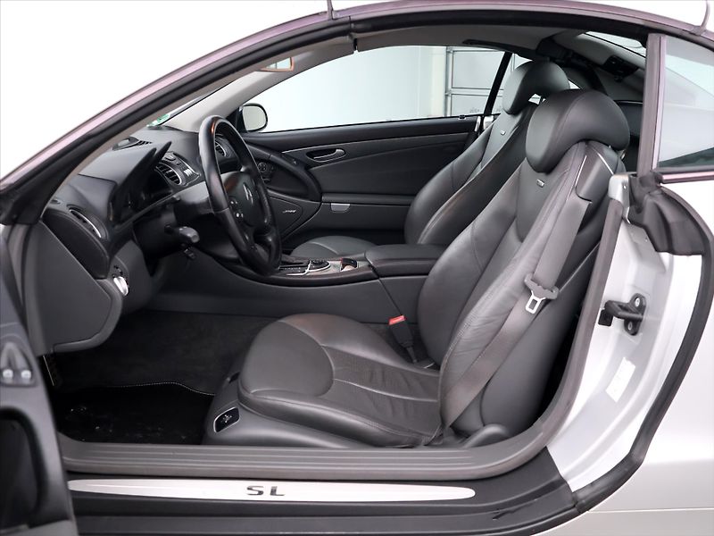 Mercedes-Benz SL 500 5,0 225kW Aut.klima Tempo - fotka 11 z 38