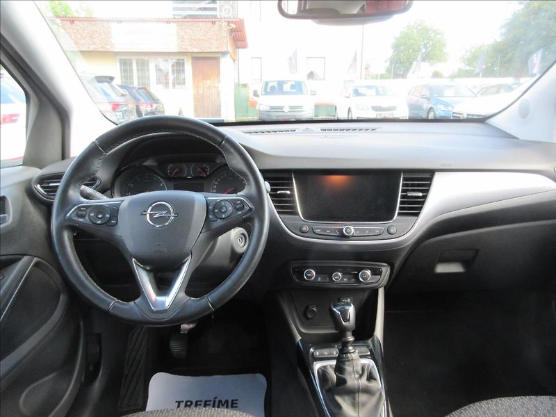Opel Crossland 1,2 Turbo 81 kW - fotka 10 z 19