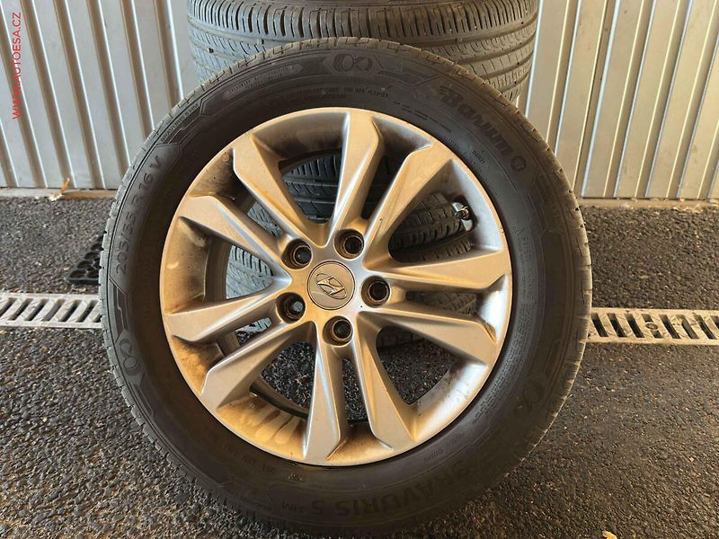 Hyundai i30 (2015) 1.6 16V, ČR, AAC, tempo - fotka 18 z 19