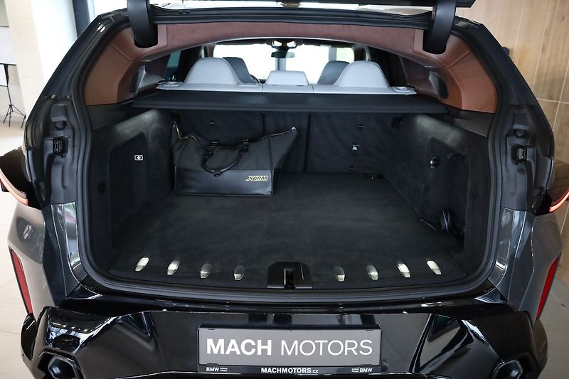 BMW XM 480 kW, Bowers,Masáž,Ventilace - fotka 6 z 49