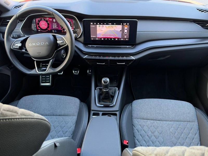 Škoda Octavia SportLine 1,5 TSI 110 kW 6° MP - fotka 5 z 31