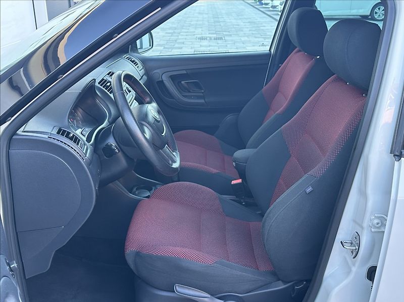 Škoda Fabia 1,2 TSI 105PS  Monte Carlo - fotka 12 z 47