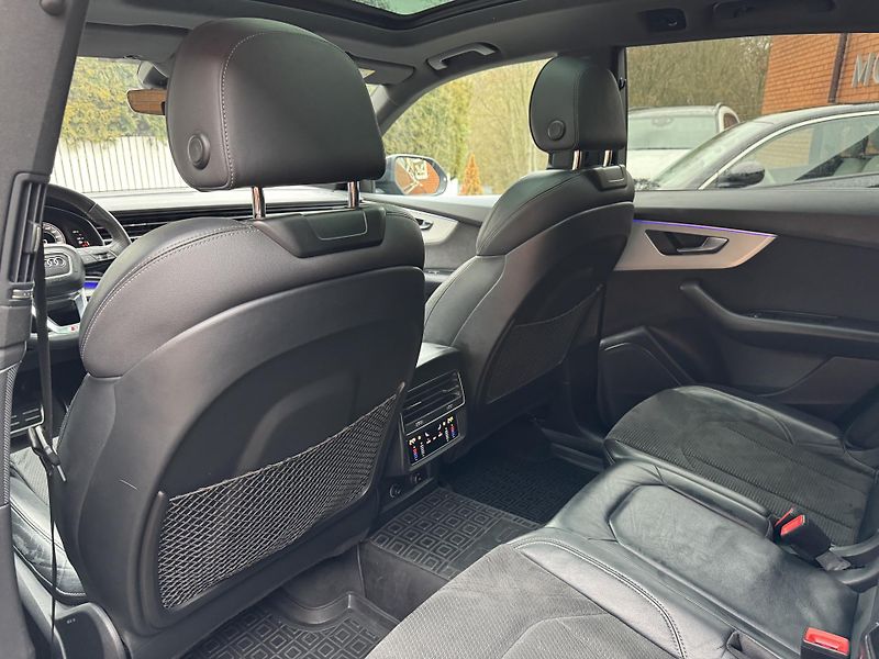 Audi Q8 50TDi-R23-NEZ.TOP-ČR-SERVIS - fotka 34 z 38