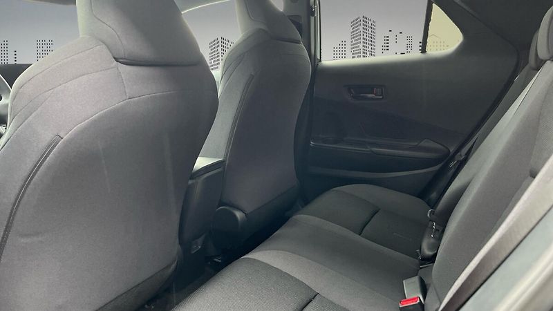 Toyota C-HR 2,0 Plug-in Hybrid Style - fotka 6 z 6