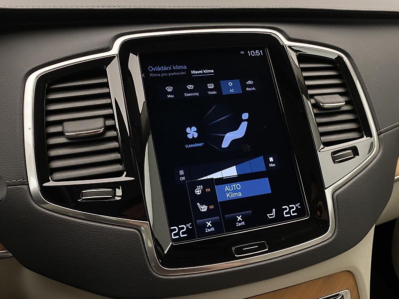 Volvo XC90 B5 AWD INSCRIPTION AUT CZ 7m - fotka 45 z 49