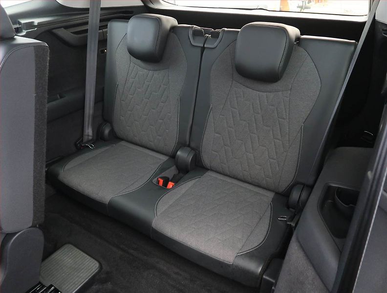 Volkswagen Tayron (2026) 1.5 eTSI, digi klima - fotka 16 z 32