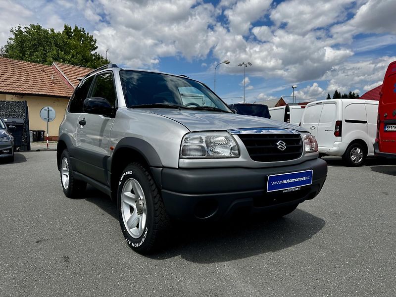 Suzuki Grand Vitara (2005) 1.6i 69 kw 4x4 - fotka 3 z 23
