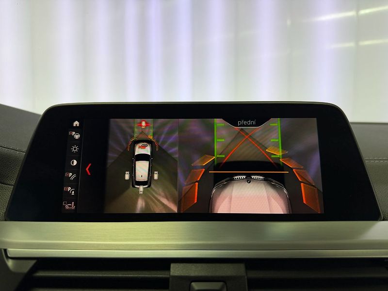 BMW X4 M40d xDrive M-PAKET, LED, HUD, - fotka 16 z 32