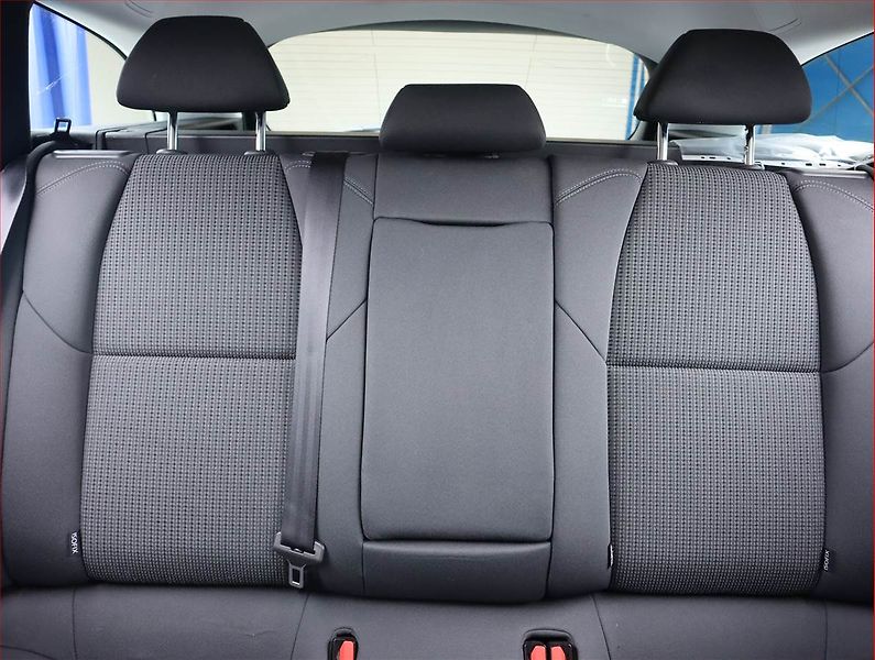 Peugeot 508 (2015) 2.0 HDi, Automat, Navi - fotka 10 z 21