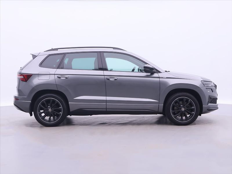 Škoda Karoq 2,0 TDI DSG 4x4 Sportline DPH - fotka 8 z 37