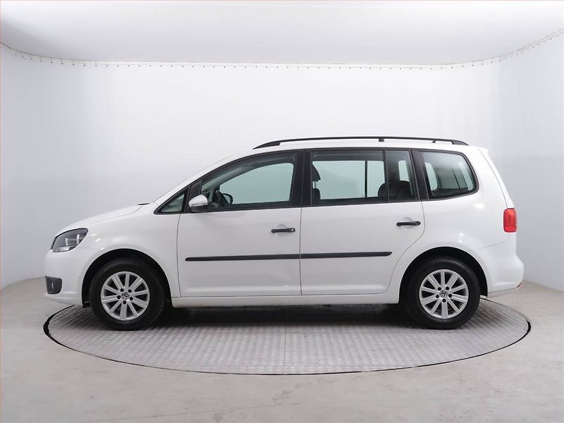 Volkswagen Touran (2015) 1.2 TSI, Serv.kniha, Tempomat - fotka 3 z 18