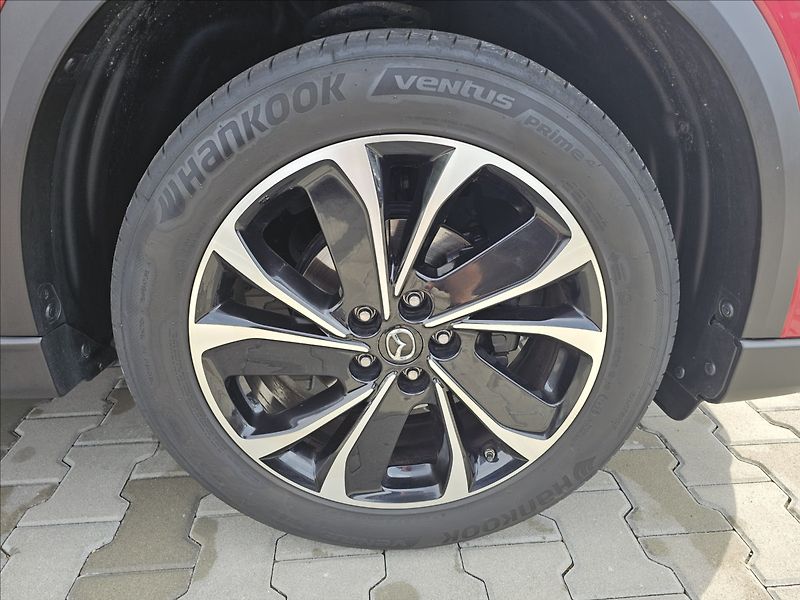 Mazda CX-5 2,5 L SKYACTIV G SOUL RED 6AT - fotka 36 z 44