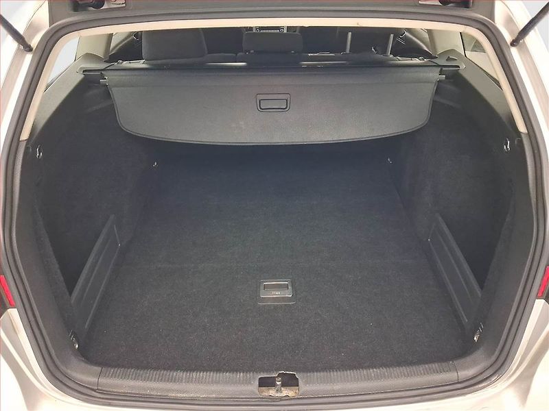 Volkswagen Passat (2008) 1.9 TDI, po STK, Tažné - fotka 13 z 16