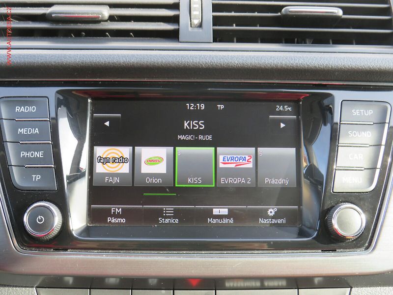 Škoda Fabia (2015) 1.4TDi, ČR, Style - fotka 13 z 17