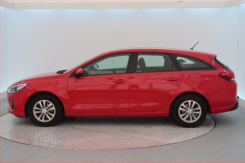 Hyundai i30 (2018) 1.0 T-GDI, Serv.kniha - fotka 3 z 18