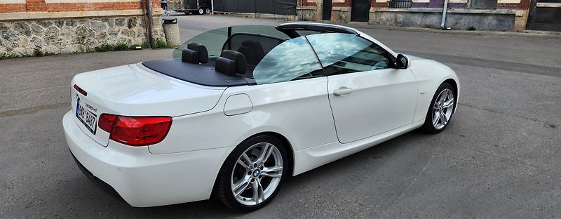 BMW Řada 3 (2010) 330D*M*PAKET*CABRIO - fotka 13 z 42