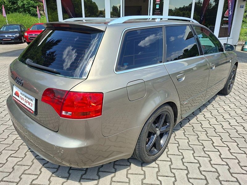Audi A4 (2007) 2.0TDI 103kW AUT - fotka 9 z 36