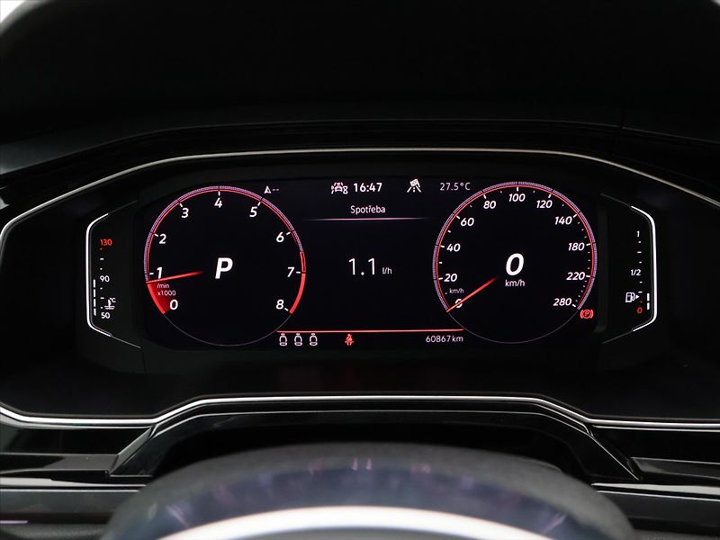 Volkswagen Polo 2,0 GTI 147kW DSG Virtual DPH - fotka 17 z 33