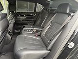 BMW Řada 7 3,0 xDrive 740d - náhled 31