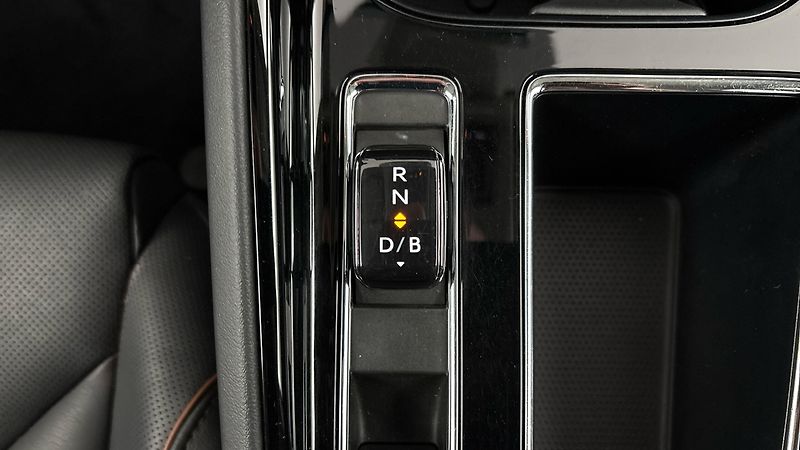 Škoda Enyaq 82 kWh AUT 80x Clever - fotka 24 z 31