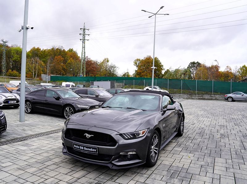 Ford Mustang GT 5.0 Premium /AT/kůže/440 PS - fotka 2 z 33