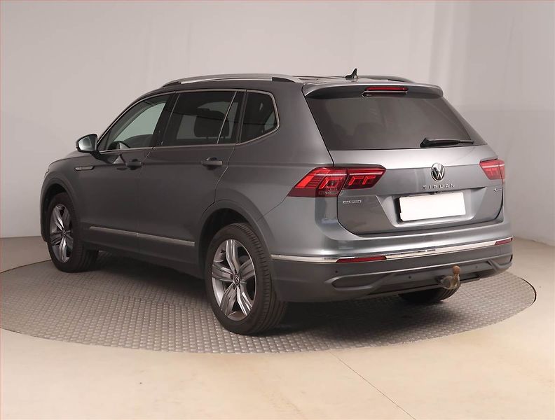 Volkswagen Tiguan Allspace (2022) Elegance 2.0 TDI - fotka 4 z 19