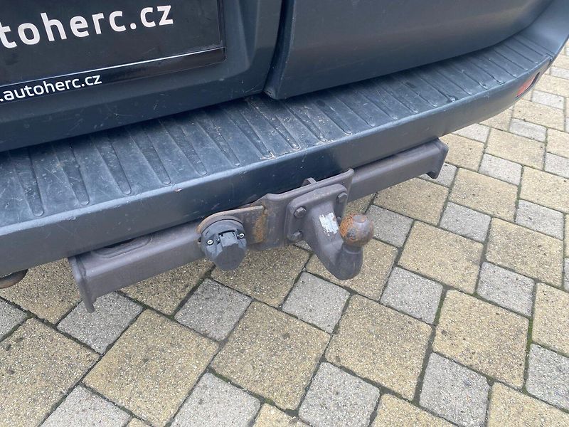 Ford Transit (2015) 2.2 TDCi - fotka 13 z 14