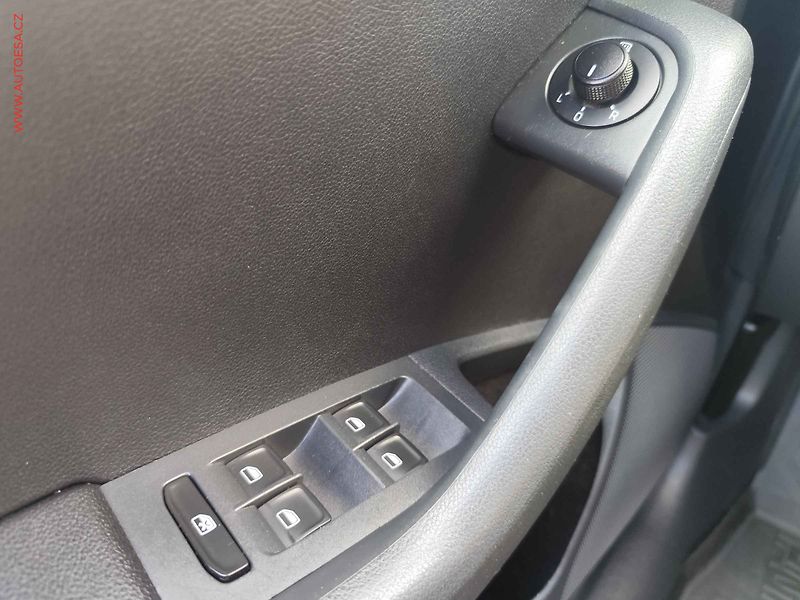 Škoda Octavia (2013) 1.6 TDi, Ambition, TZ - fotka 23 z 24