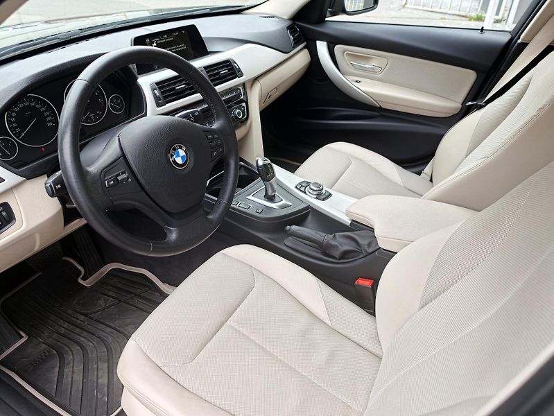 BMW Řada 3 320i xDrive, 1.majitel - fotka 11 z 25