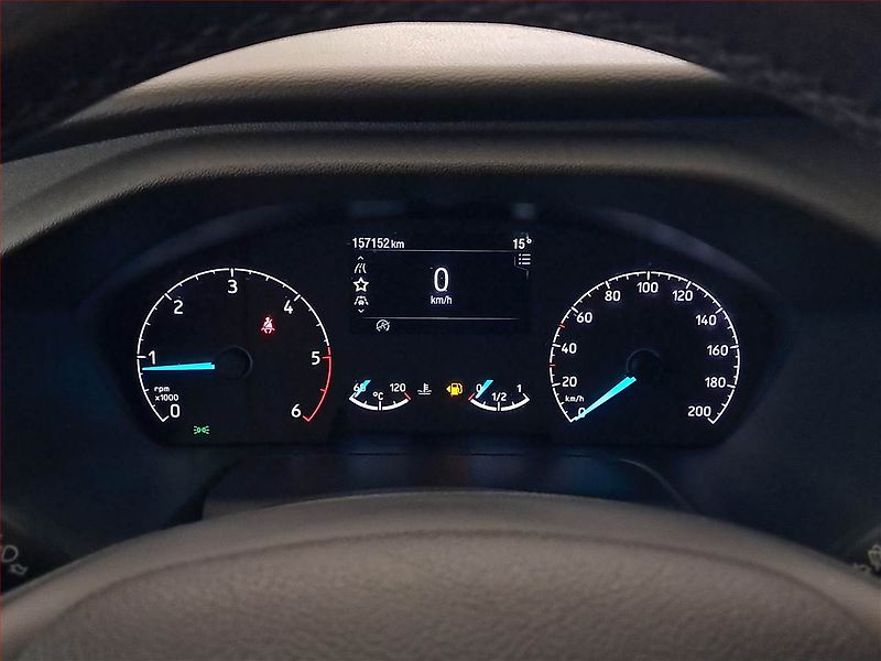 Ford Tourneo Custom (2021) Titanium 2.0 EcoBlue mHEV, ČR - fotka 10 z 21