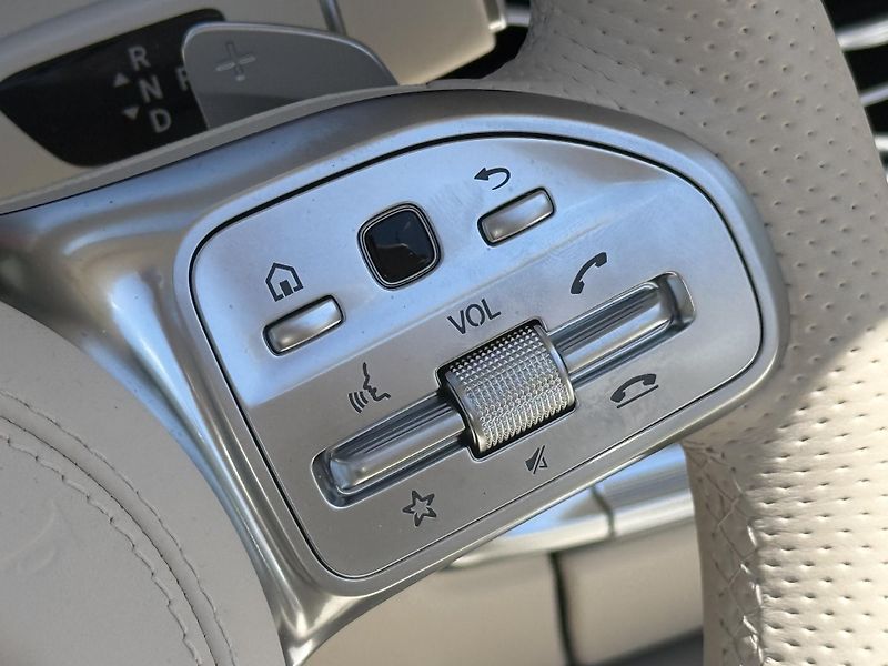 Mercedes-Benz Třídy S (2018) S560 cabrio - fotka 20 z 20
