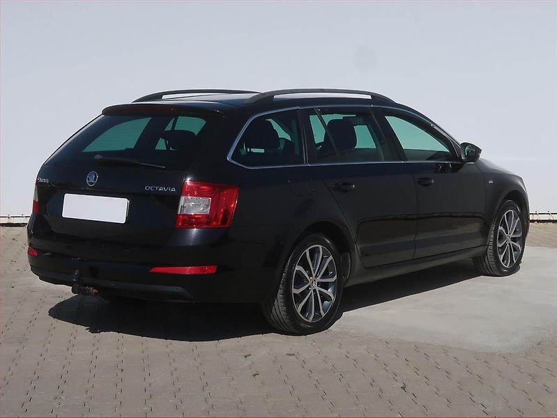 Škoda Octavia (2015) Edition 2.0 TDI, Automat - fotka 5 z 16