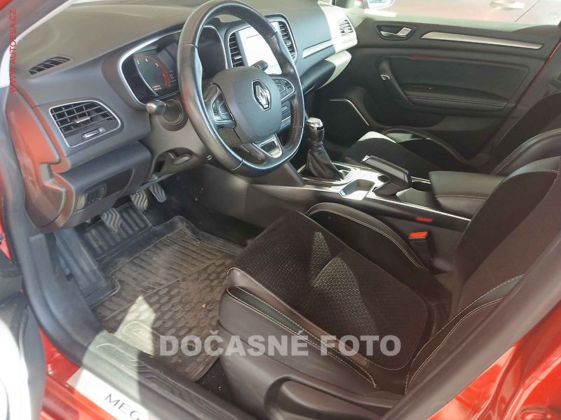 Renault Mégane (2017) 1.2 TCe, ČR, LED, navi, park - fotka 3 z 3