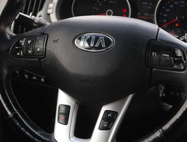 Kia Sportage (2016) 1.7 CRDi, Serv.kniha, Kůže - fotka 21 z 25